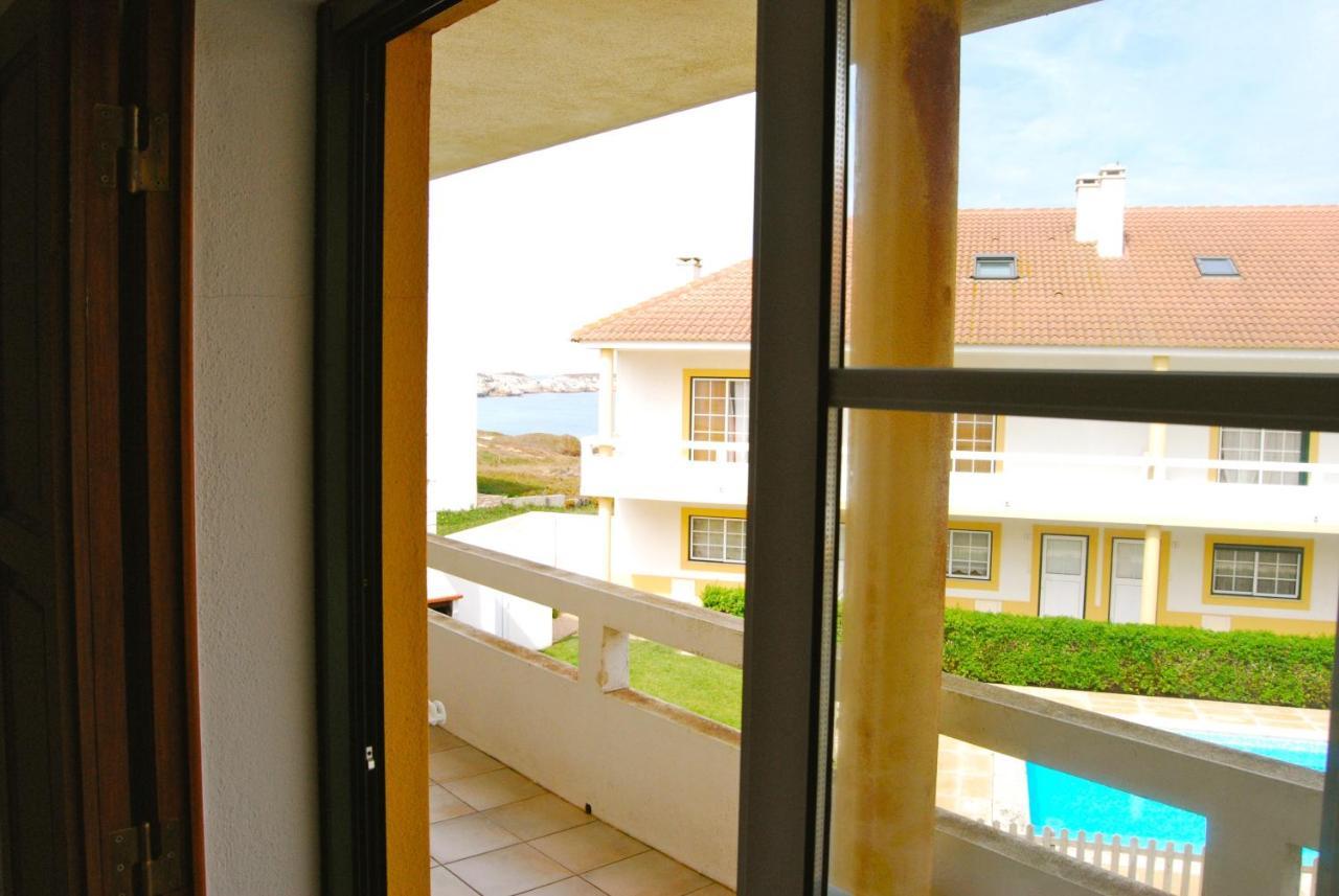 Catarina House - Baleal Beach, Balcony, Pool Феррел Екстер'єр фото